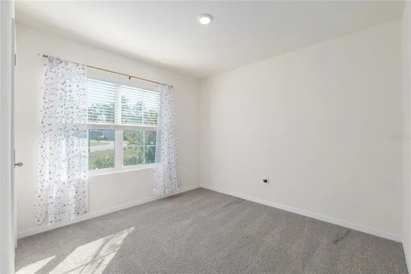 $2,100 | 149 Hickory Course, Ocala, FL 34472