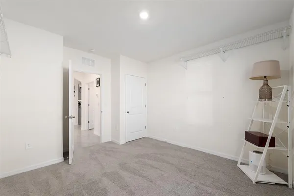 $2,100 | 149 Hickory Course, Ocala, FL 34472