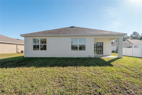$2,100 | 149 Hickory Course, Ocala, FL 34472