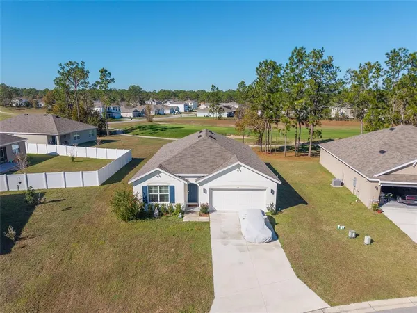 $2,100 | 149 Hickory Course, Ocala, FL 34472