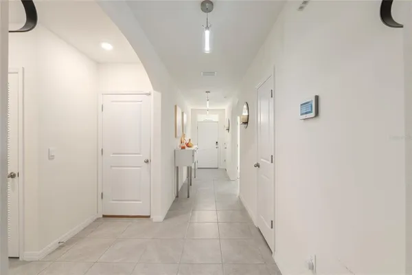 $2,100 | 149 Hickory Course, Ocala, FL 34472