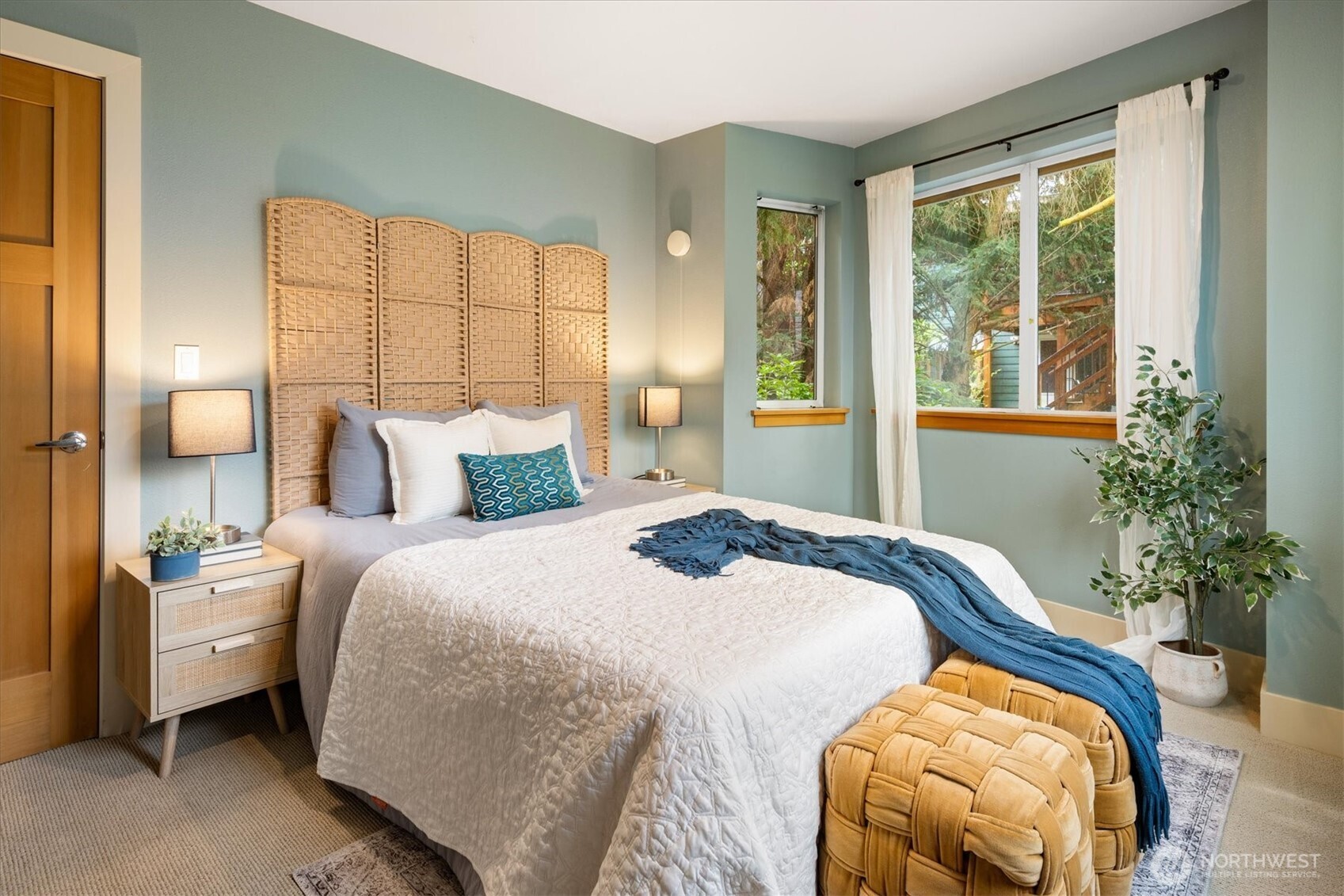 2363 South McClellan Street Seattle, WA 98144 - Photo 17 of 33
