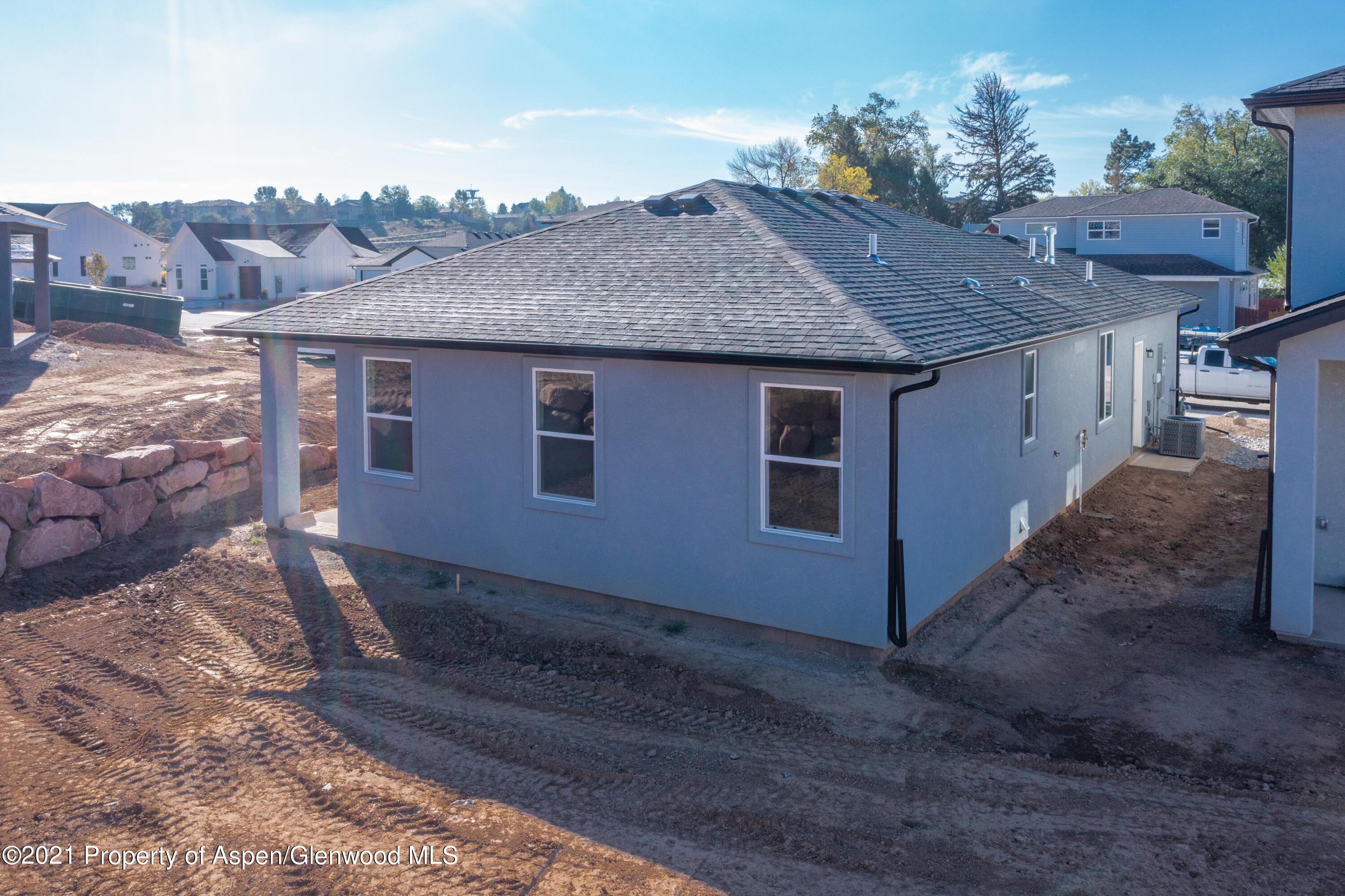 1670 East 17th Circle Rifle, CO 81650 - Photo 3 of 21 5