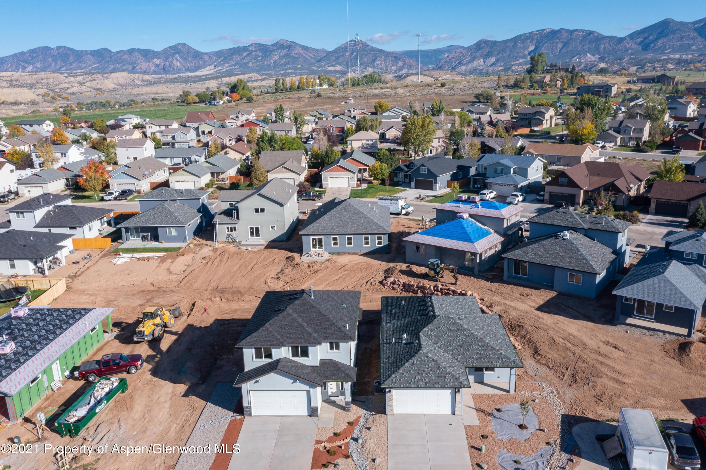 1670 East 17th Circle Rifle, CO 81650 - Photo 5 of 21 2