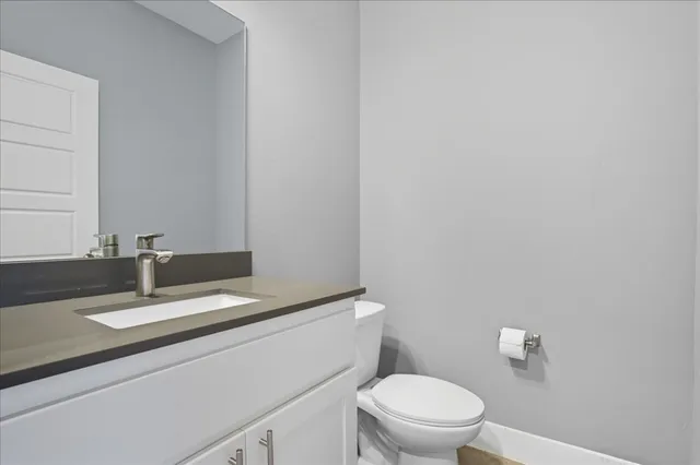 $1,990 | 6902 Bennett Avenue, Unit B, Austin, TX 78752