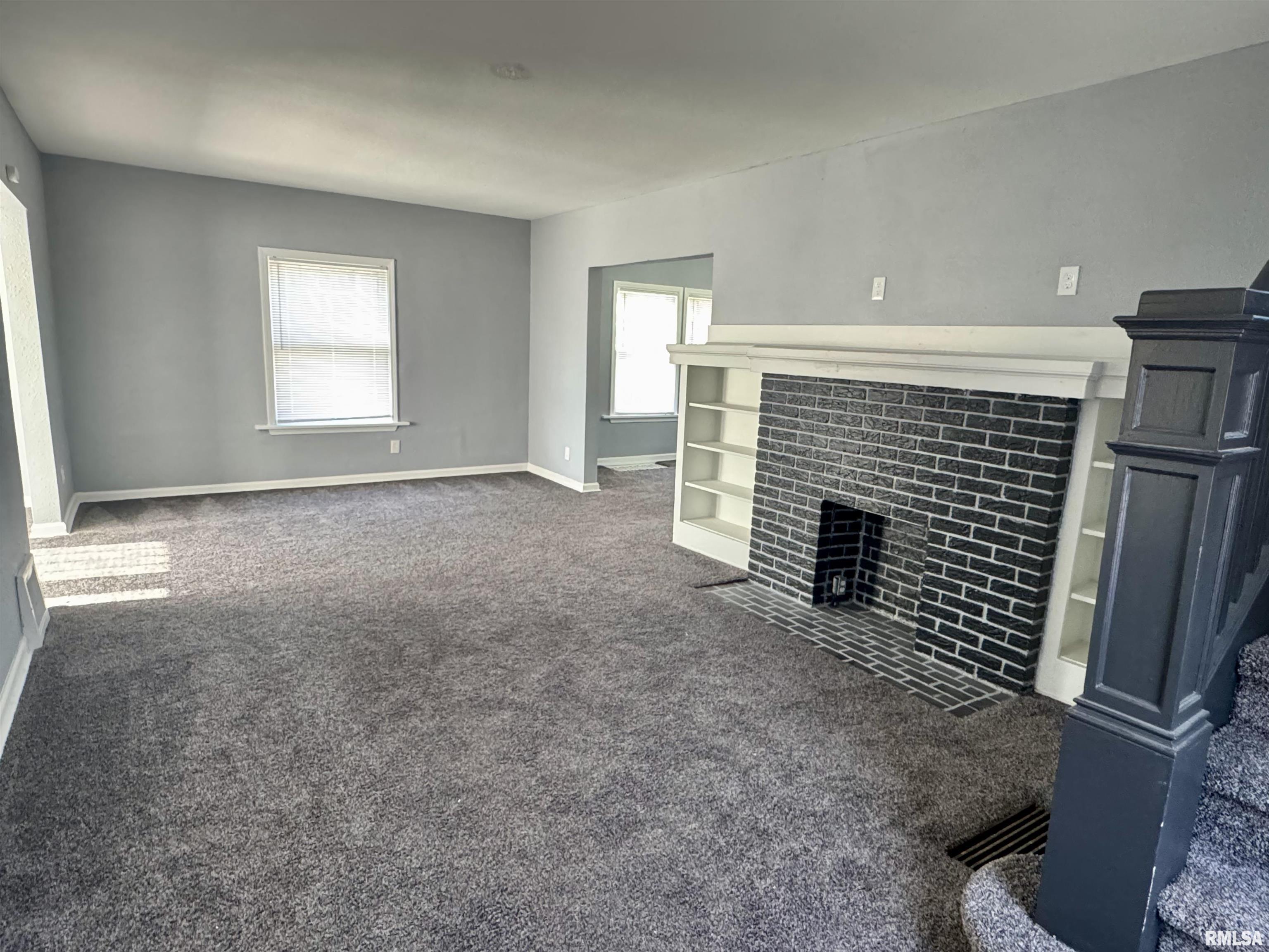 1215 18th Avenue Rock Island, IL 61201 - Photo 3 of 17