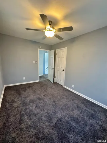 $1,647 | 1215 18th Avenue, Rock Island, IL 61201