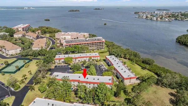 $330,000 | 2700 Bayshore Boulevard, Unit 542, Dunedin, FL 34698