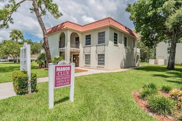 $330,000 | 2700 Bayshore Boulevard, Unit 542, Dunedin, FL 34698
