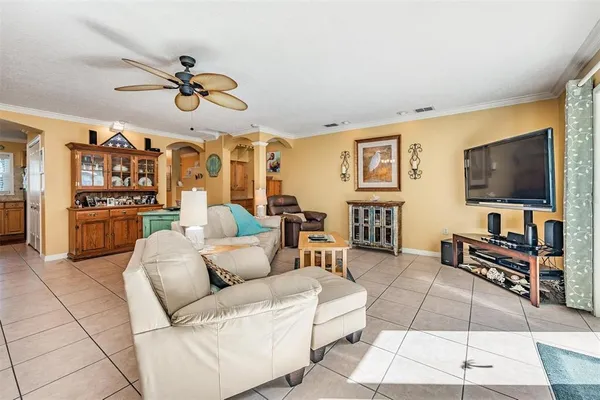 $330,000 | 2700 Bayshore Boulevard, Unit 542, Dunedin, FL 34698