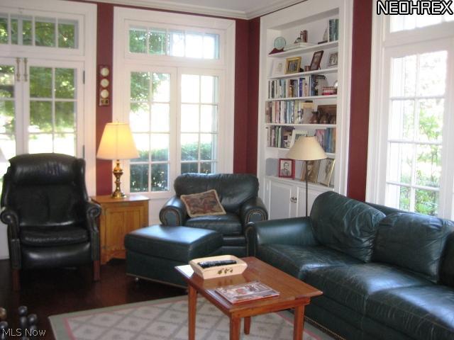 2989 Glengary Road Cleveland, OH 44120 - Photo 11 of 25 FAMILY ROOM WITH FIREPLACE