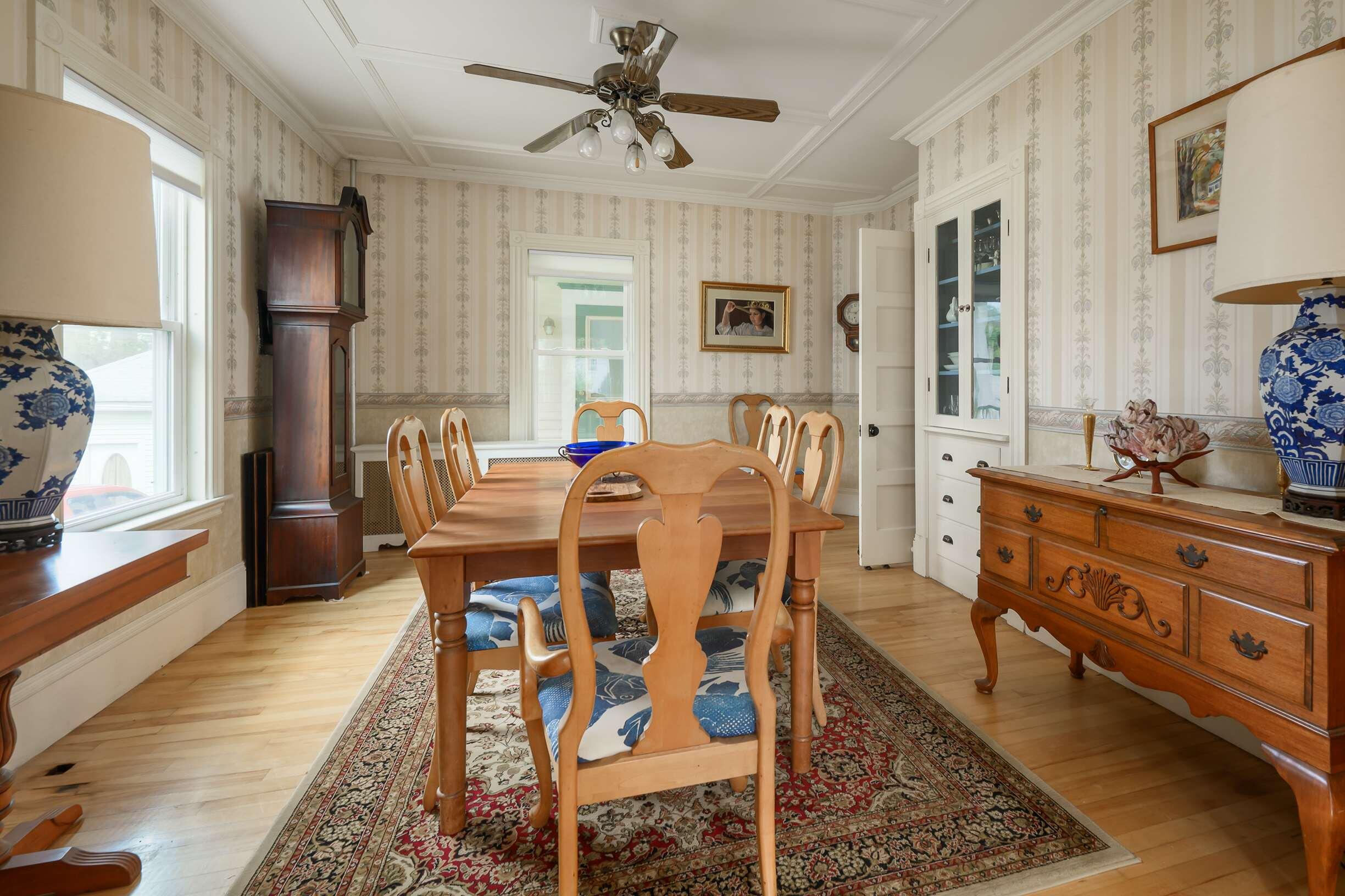 526 Main Street Sanford, ME 04083 - Photo 11 of 33 Dining Room