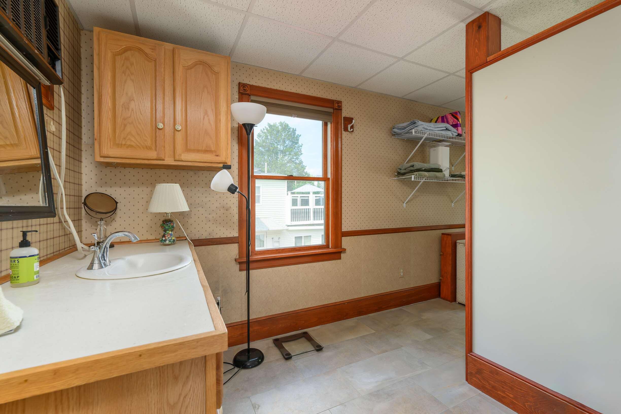 526 Main Street Sanford, ME 04083 - Photo 20 of 33 Primary Bathroom