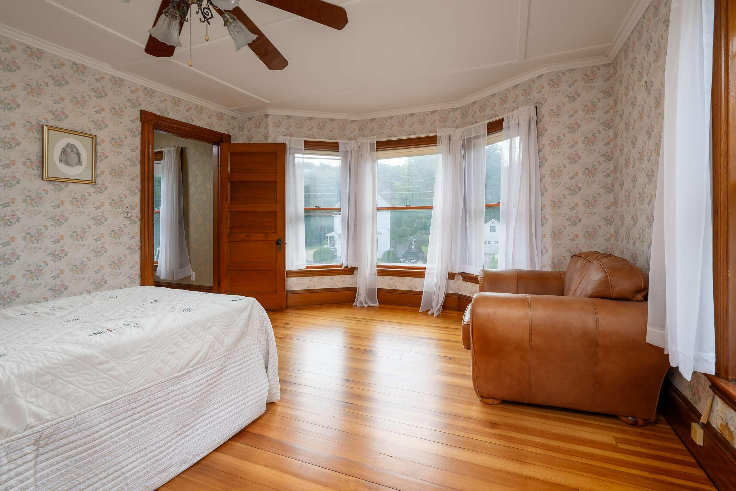 526 Main Street Sanford, ME 04083 - Photo 26 of 33 Bedroom 2