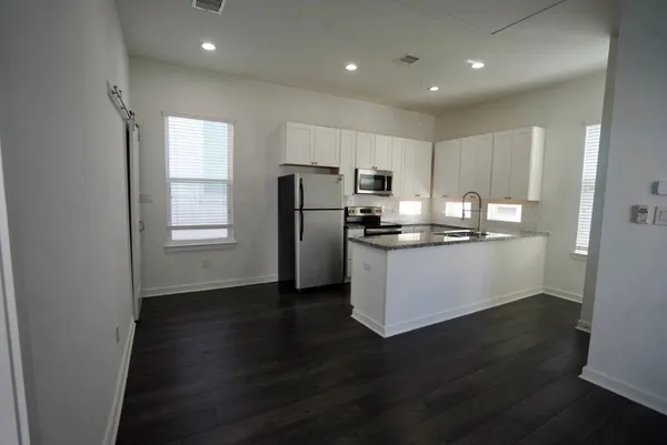 $325,000 | 2718 Anita Street, Houston, TX 77004