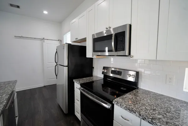 $325,000 | 2718 Anita Street, Houston, TX 77004