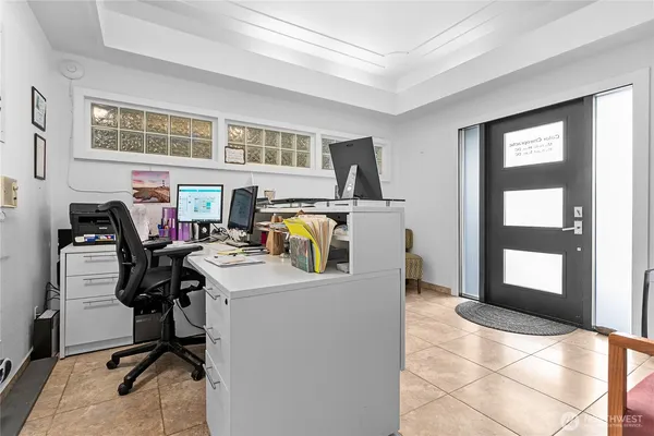 $2,700 | 1200 Lakeway Drive, Unit 3, Bellingham, WA 98229