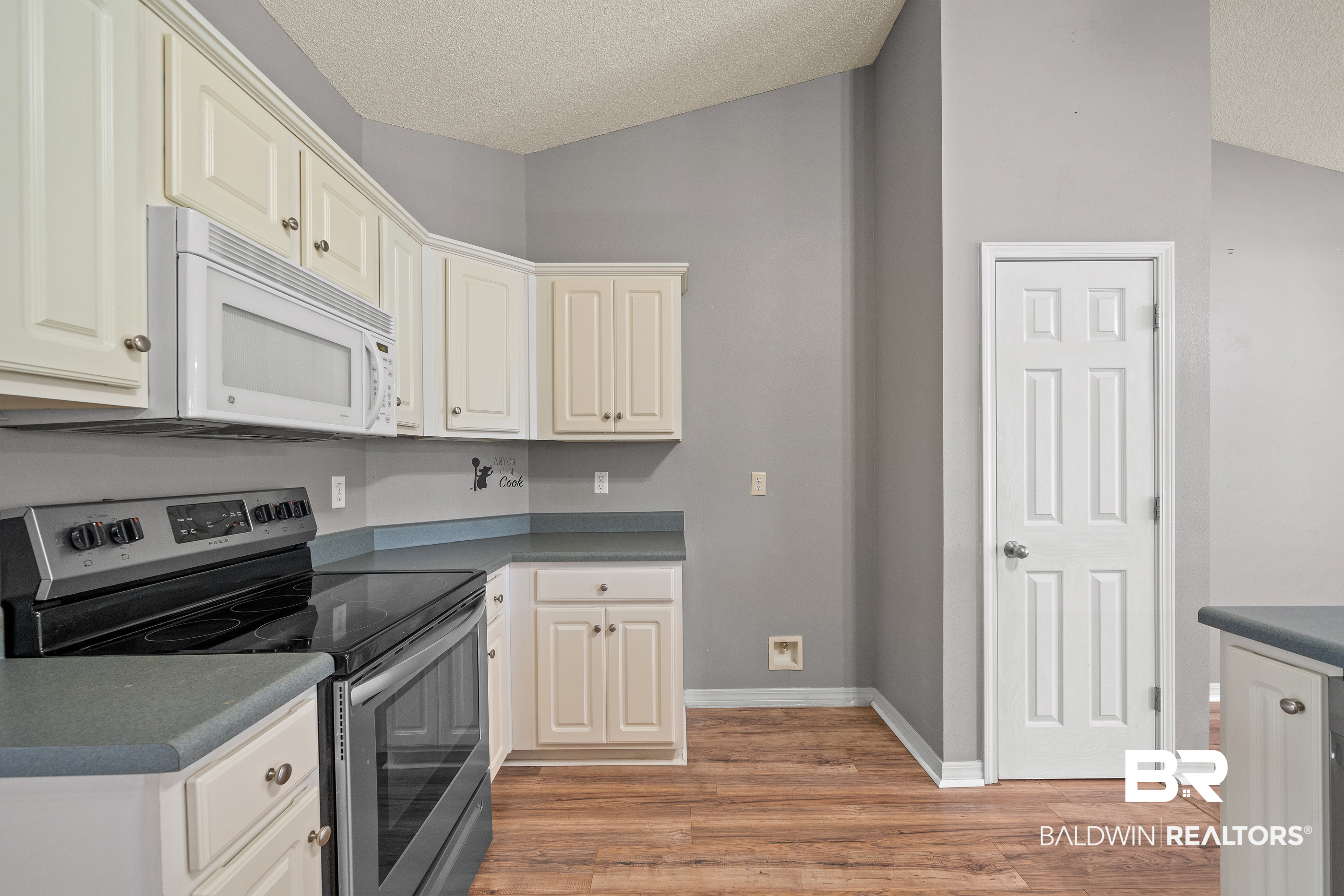 582 Park Avenue Foley, AL 36535 - Photo 10 of 29 Gallery Image 10