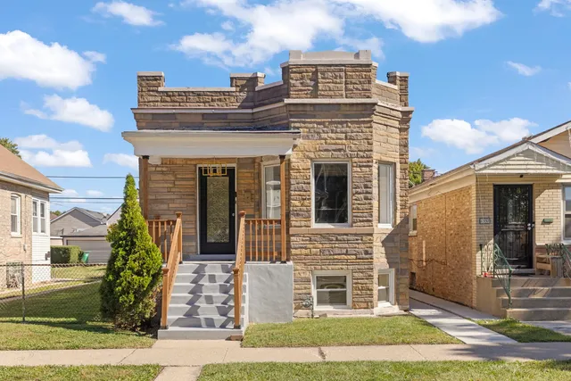 $375,000 | 1335 Wesley Avenue, Berwyn, IL 60402