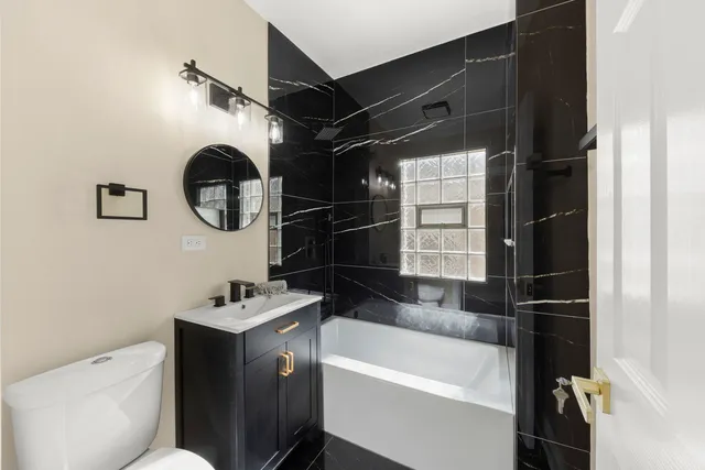 $375,000 | 1335 Wesley Avenue, Berwyn, IL 60402