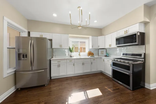 $375,000 | 1335 Wesley Avenue, Berwyn, IL 60402