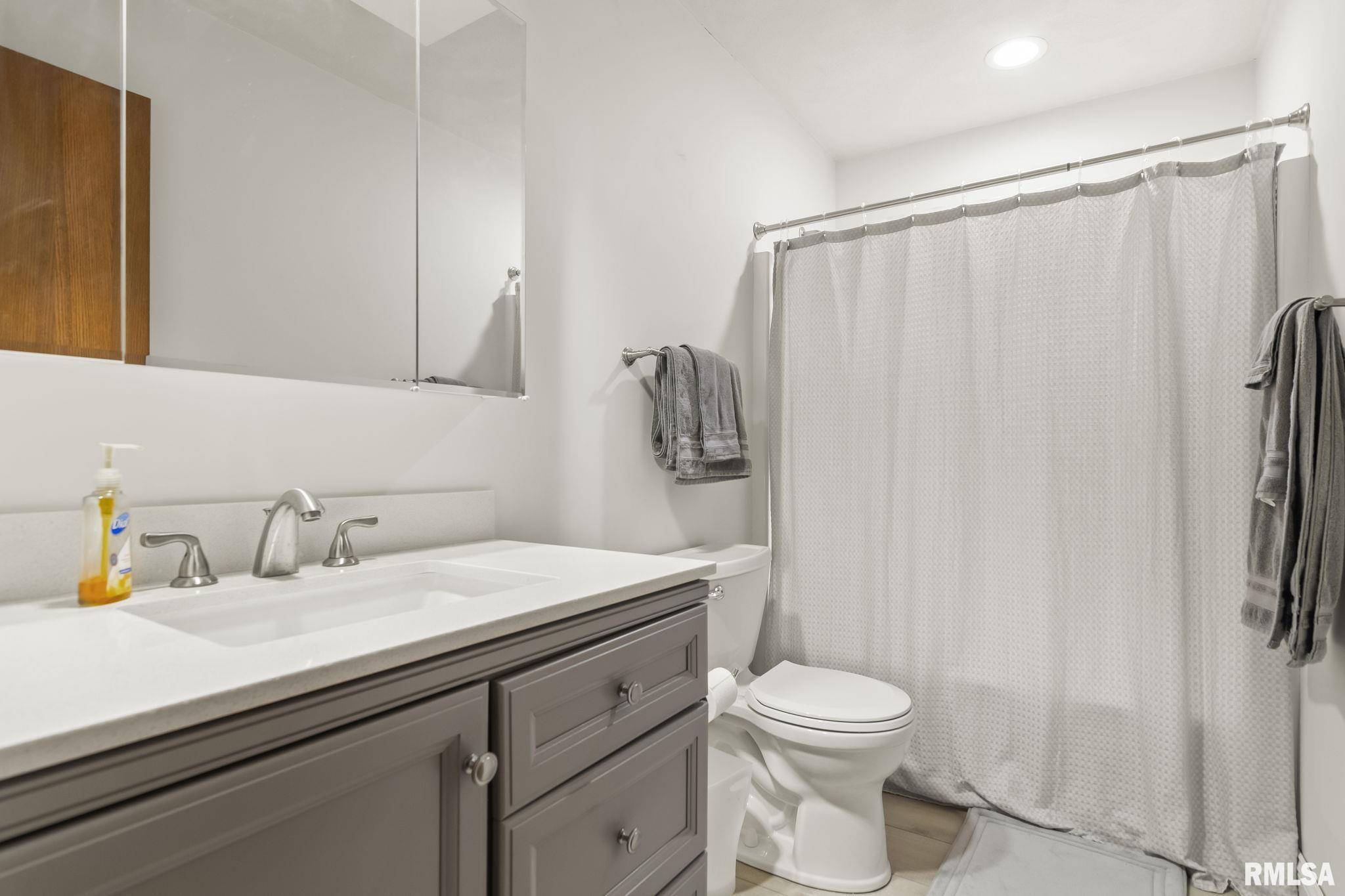 421 Natchez Trace Springfield, IL 62711 - Photo 28 of 36