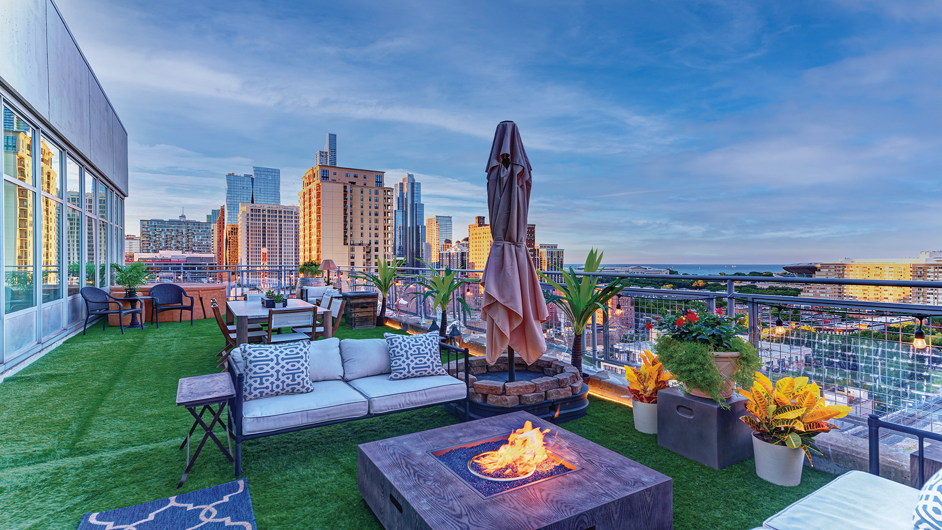 50 East 16th Street, Unit 1405 Chicago, IL 60616 - Photo 2 of 36