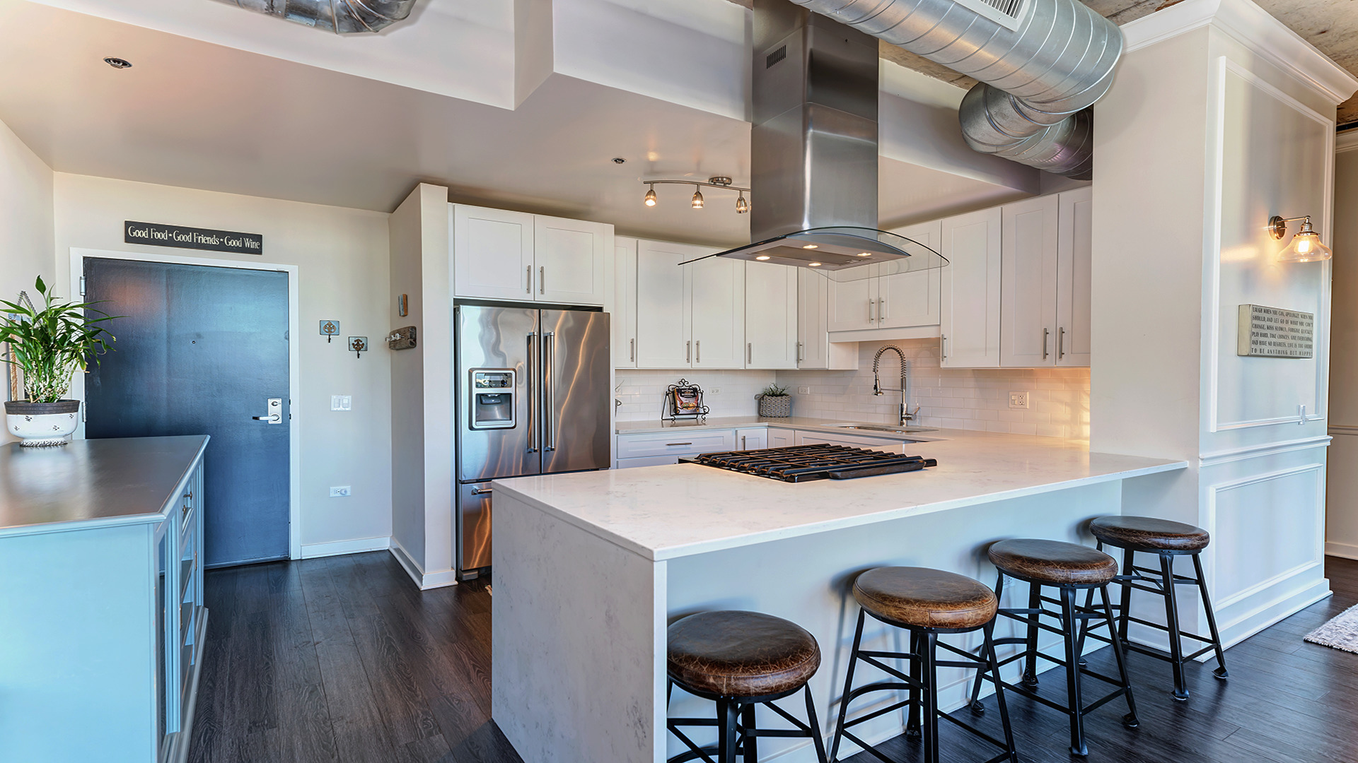 50 East 16th Street, Unit 1405 Chicago, IL 60616 - Photo 3 of 36