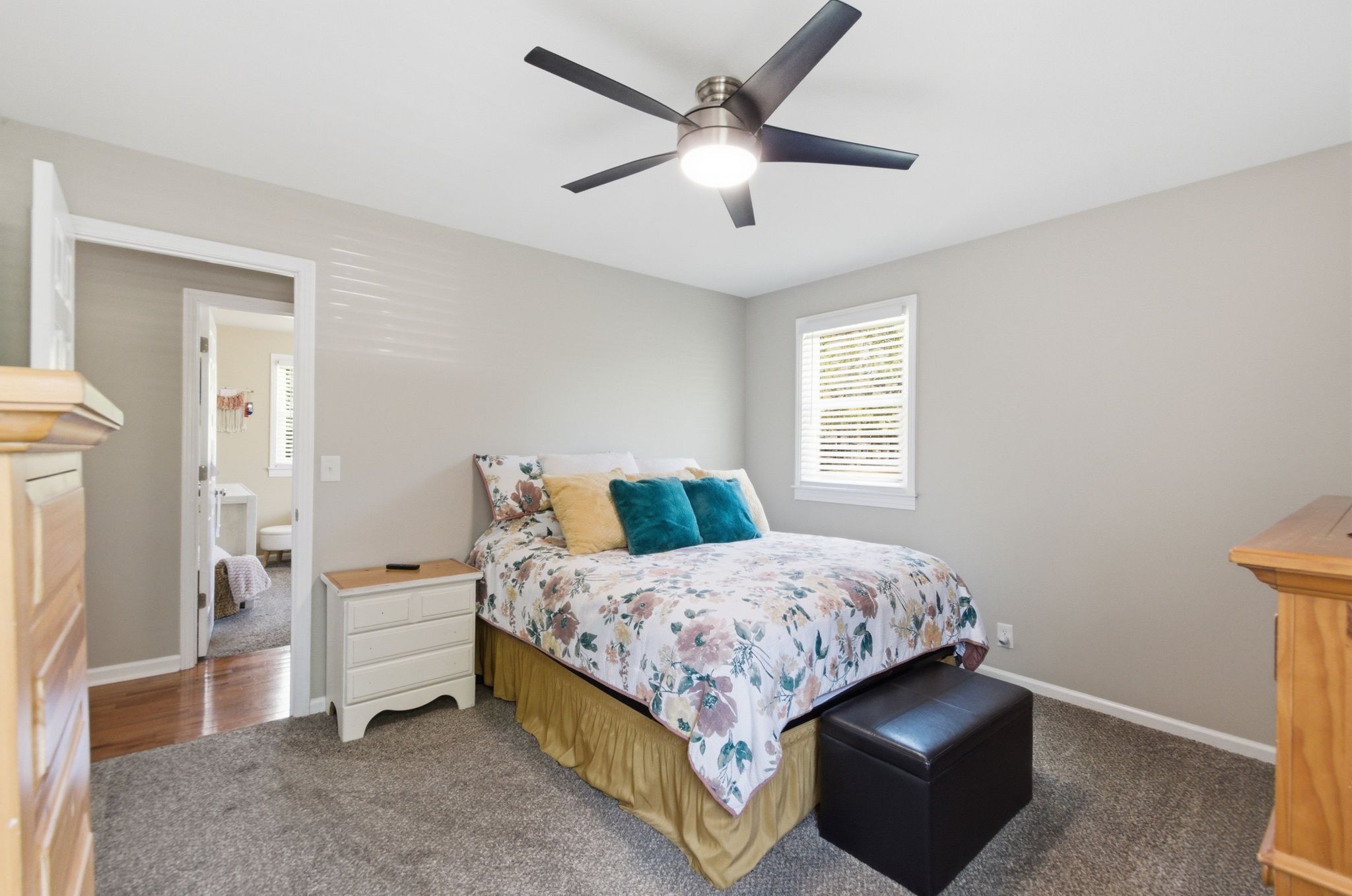 307 South Hummingbird Lane Dickson, TN 37055 - Photo 23 of 35