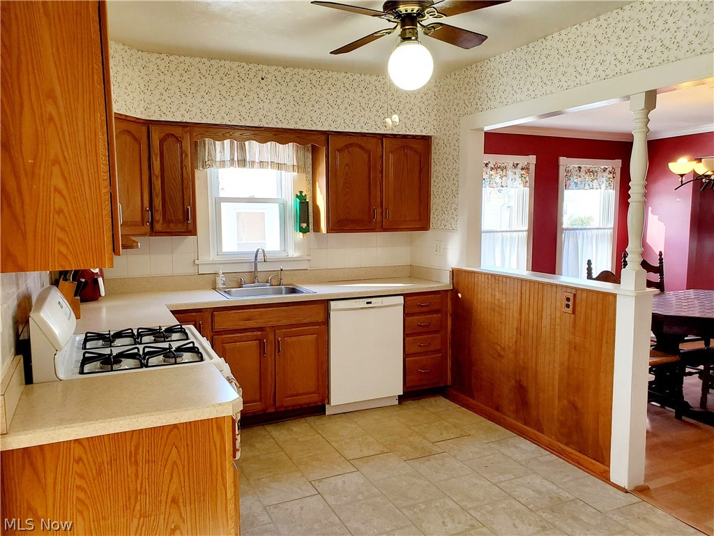 1277 Irene Road Lyndhurst, OH 44124 - Photo 7 of 35