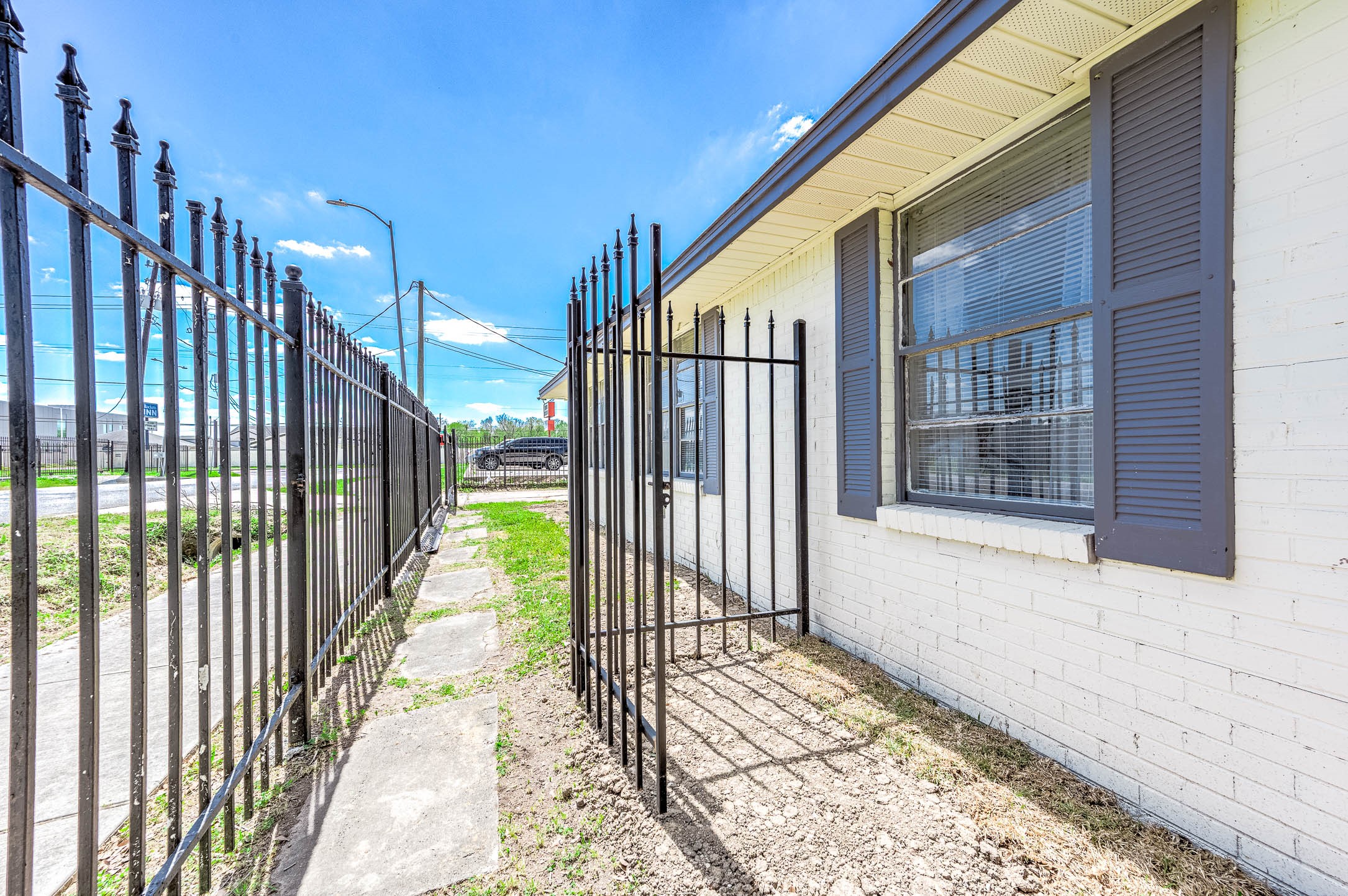 4356 A Phlox Street, Unit R1 Houston, TX 77051 - Photo 27 of 27