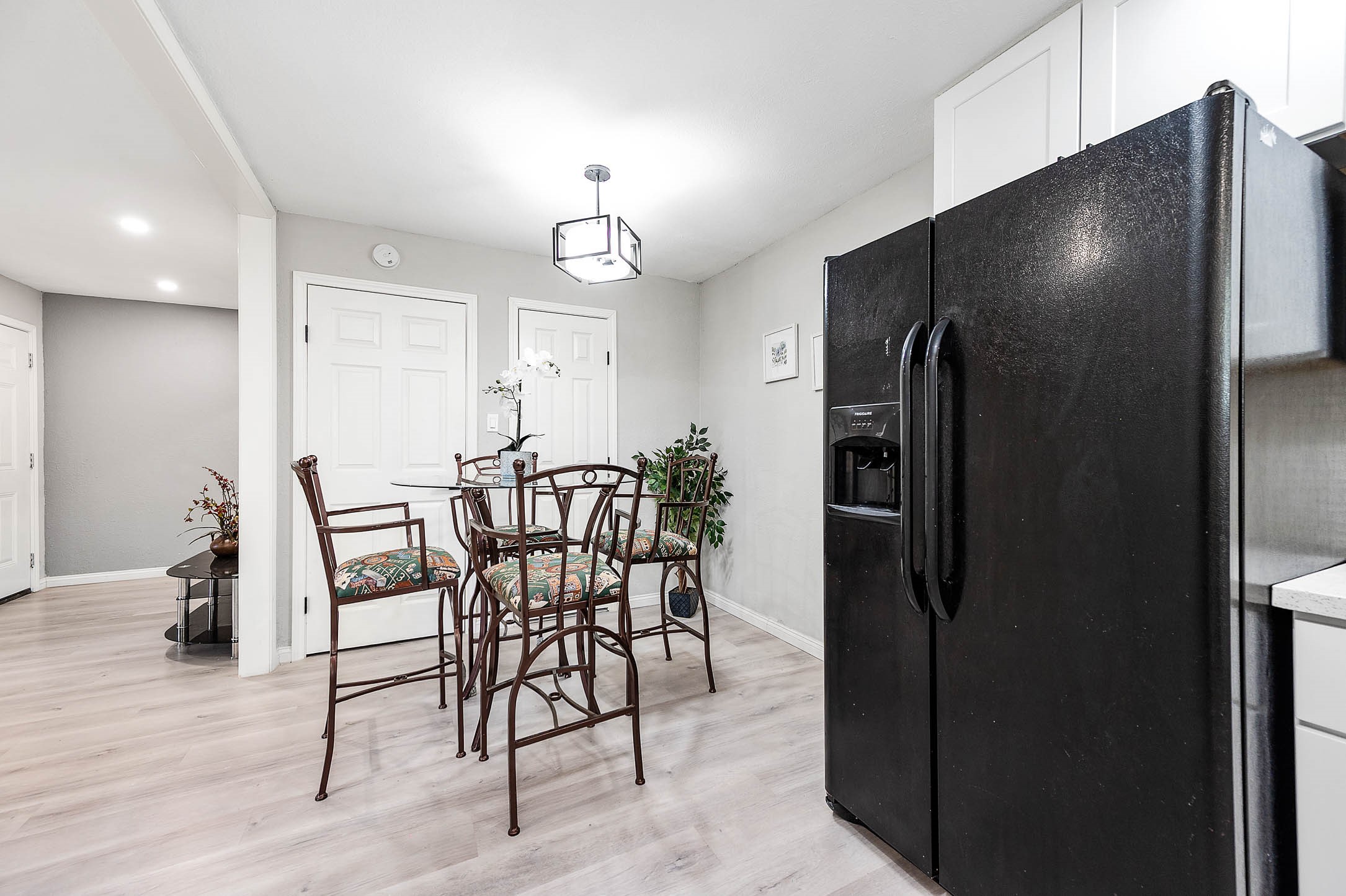 4356 A Phlox Street, Unit R1 Houston, TX 77051 - Photo 4 of 27