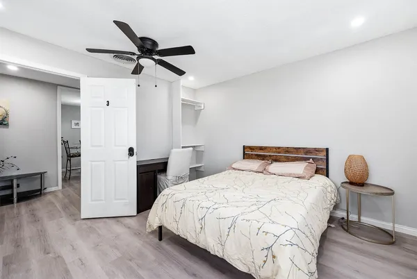 $800 | 4356 A Phlox Street, Unit R1, Houston, TX 77051