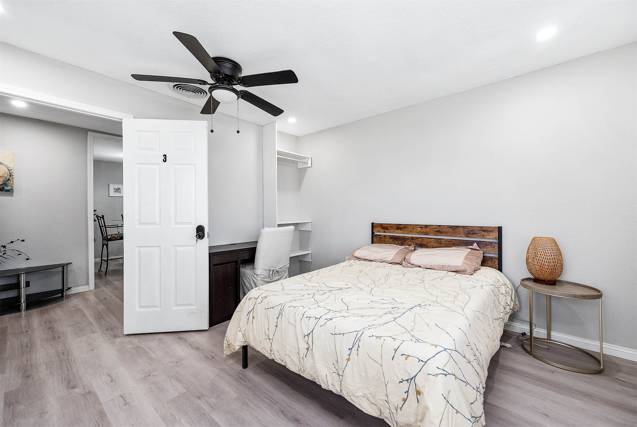 4356 A Phlox Street, Unit R1 Houston, TX 77051 - Photo 7 of 27