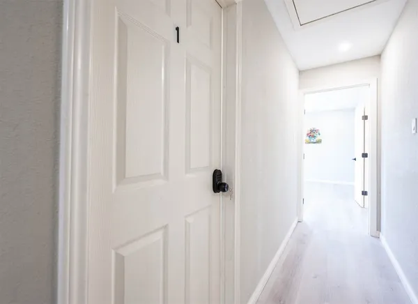 $800 | 4356 A Phlox Street, Unit R1, Houston, TX 77051