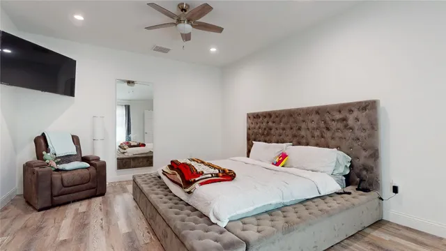 $299,500 | 827 Dondell Street, Channelview, TX 77530