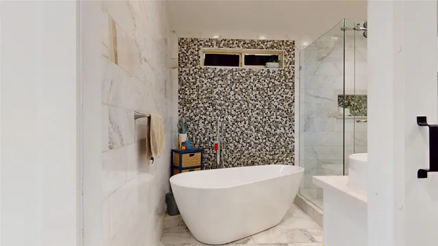 $299,500 | 827 Dondell Street, Channelview, TX 77530