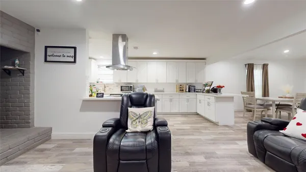 $299,500 | 827 Dondell Street, Channelview, TX 77530