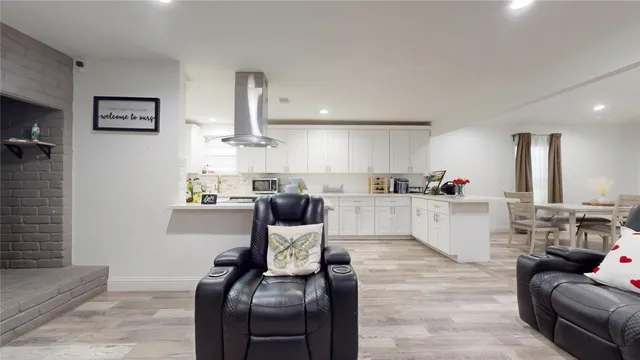 $299,500 | 827 Dondell Street, Channelview, TX 77530