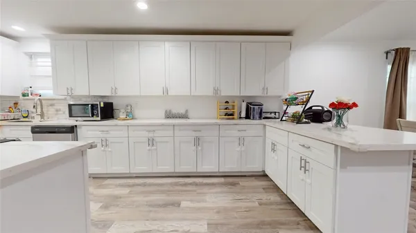 $299,500 | 827 Dondell Street, Channelview, TX 77530