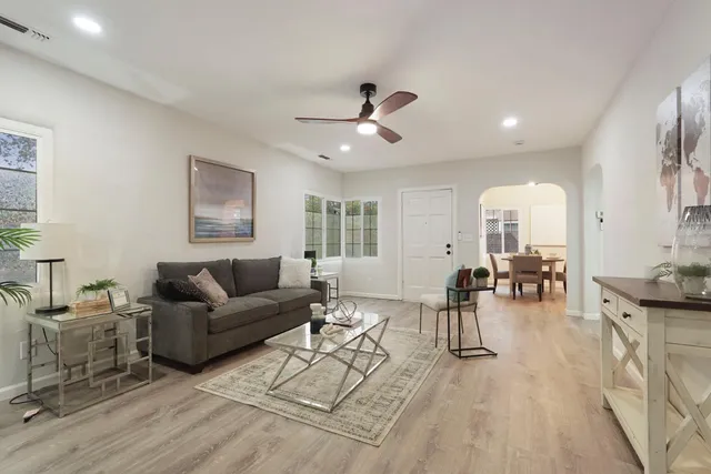 $348,800 | 2400 Forrest Street, Sacramento, CA 95815