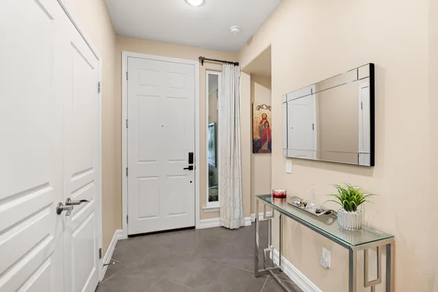 $1,350,000 | 1506 Seabridge Lane, Oxnard, CA 93035