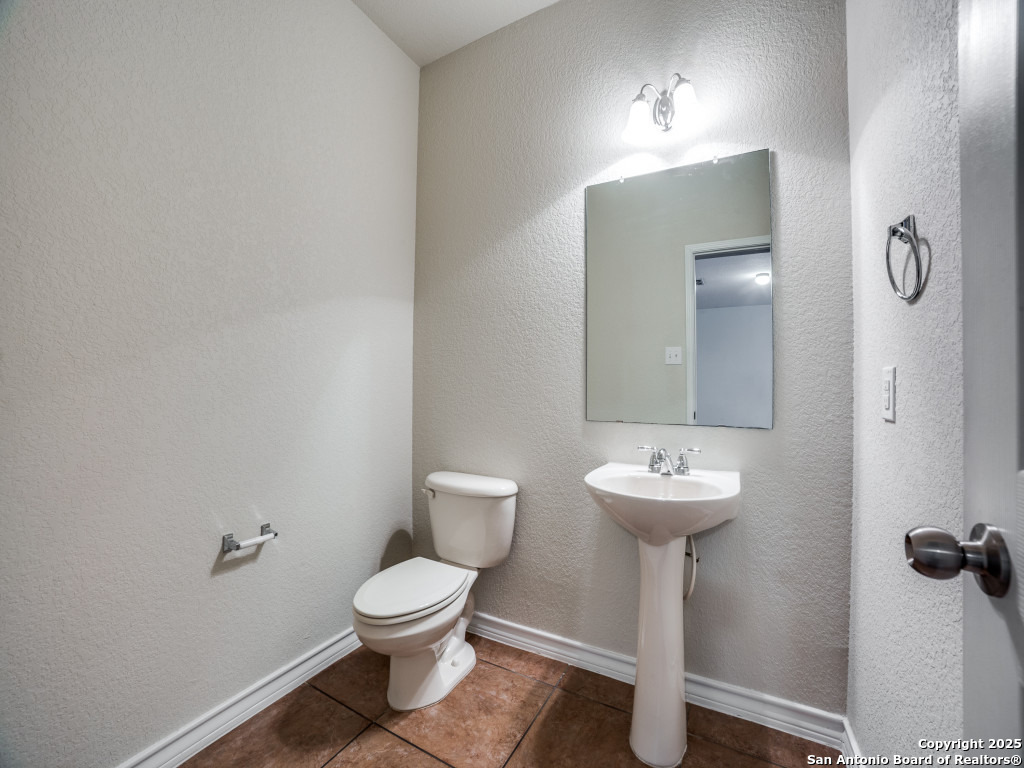 7618 Mission Point Boerne, TX 78015 - Photo 14 of 32