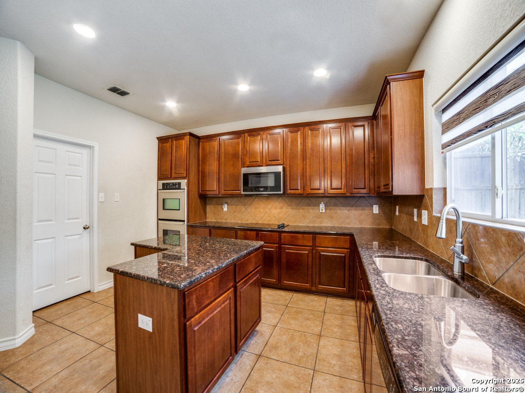 7618 Mission Point Boerne, TX 78015 - Photo 19 of 32