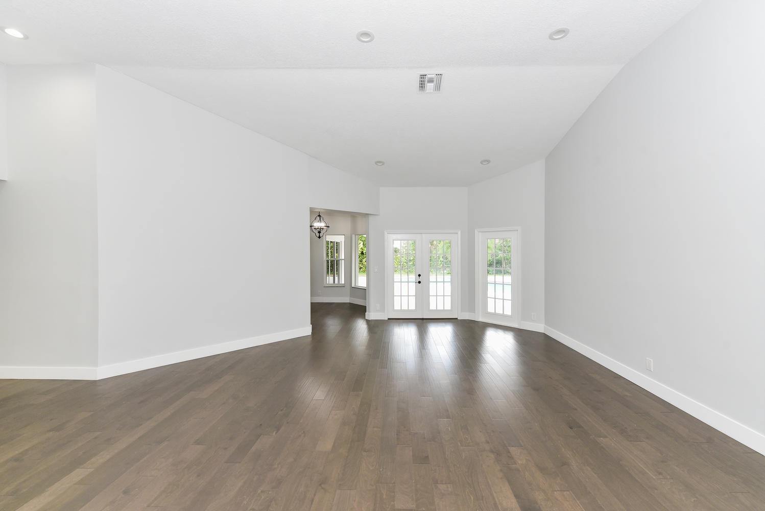 10738 Santa Rosa Drive Boca Raton, FL 33498 - Photo 12 of 39 10738 Santa Rosa Dr Boca Raton-large-014
