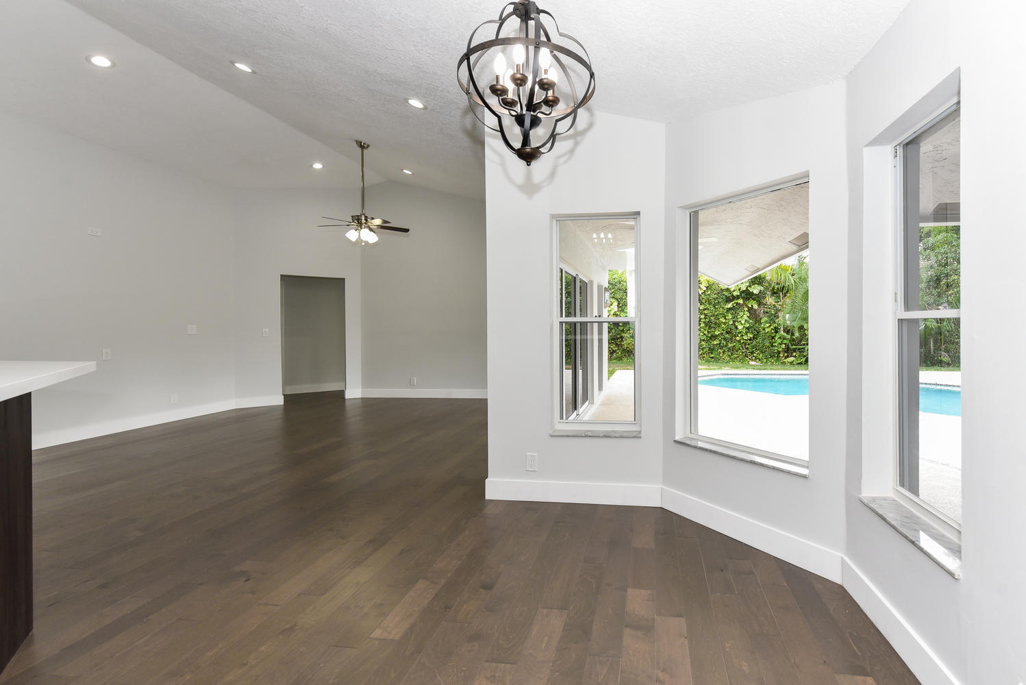 10738 Santa Rosa Drive Boca Raton, FL 33498 - Photo 16 of 39 10738 Santa Rosa Dr Boca Raton-large-018