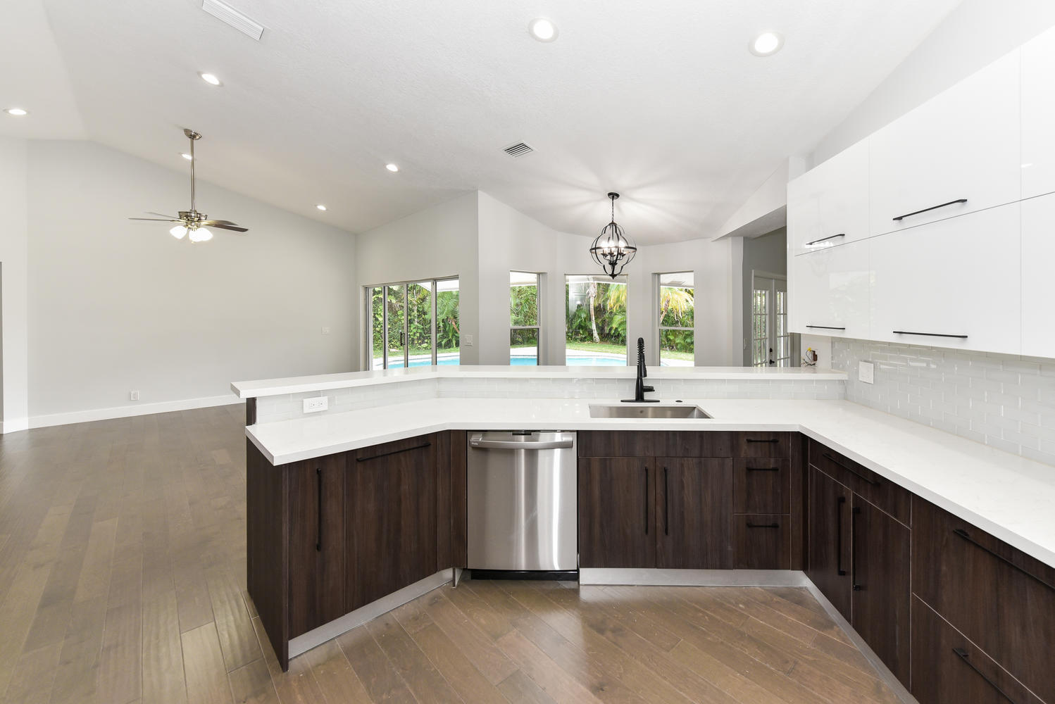 10738 Santa Rosa Drive Boca Raton, FL 33498 - Photo 21 of 39 10738 Santa Rosa Dr Boca Raton-large-021