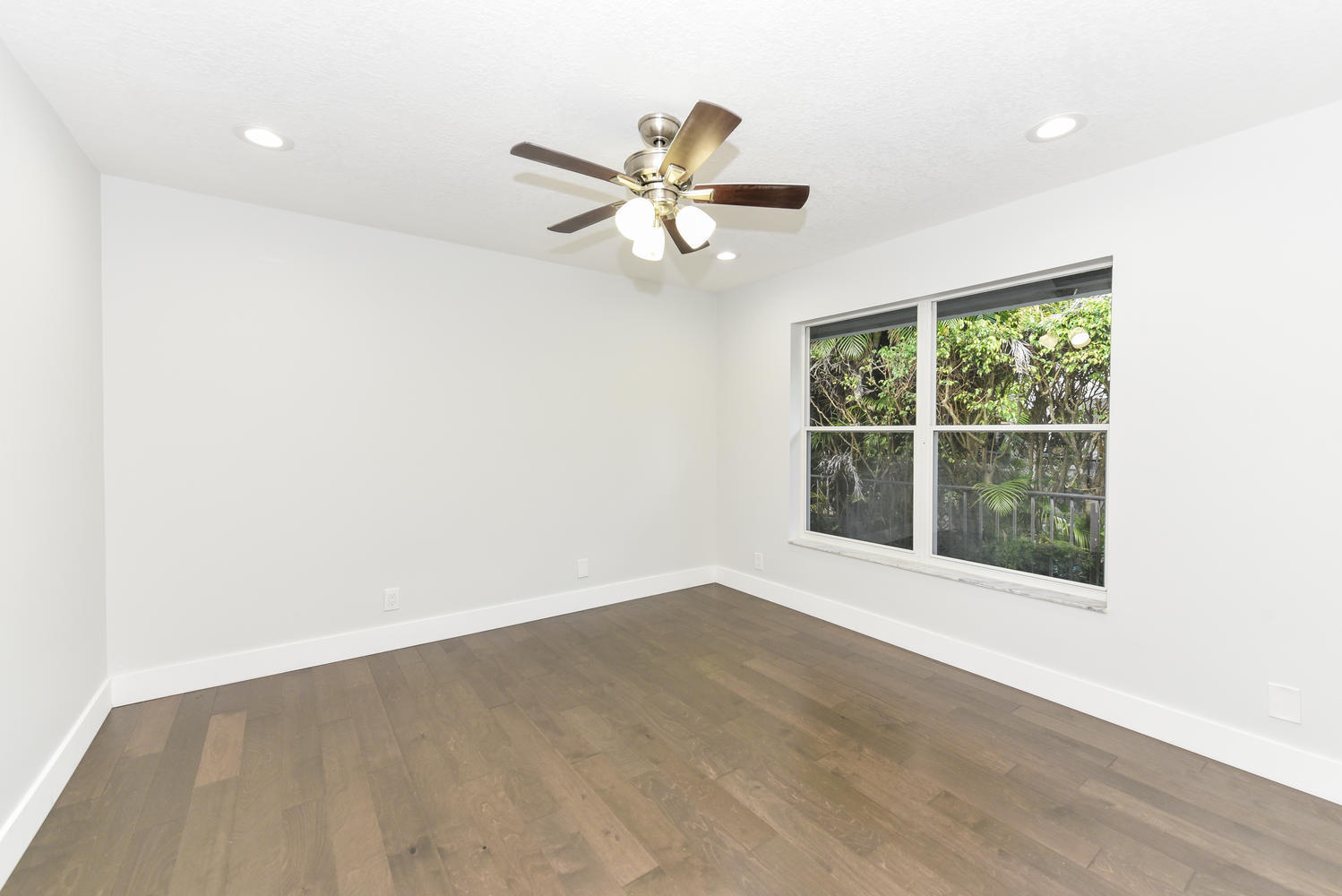 10738 Santa Rosa Drive Boca Raton, FL 33498 - Photo 29 of 39 10738 Santa Rosa Dr Boca Raton-large-026