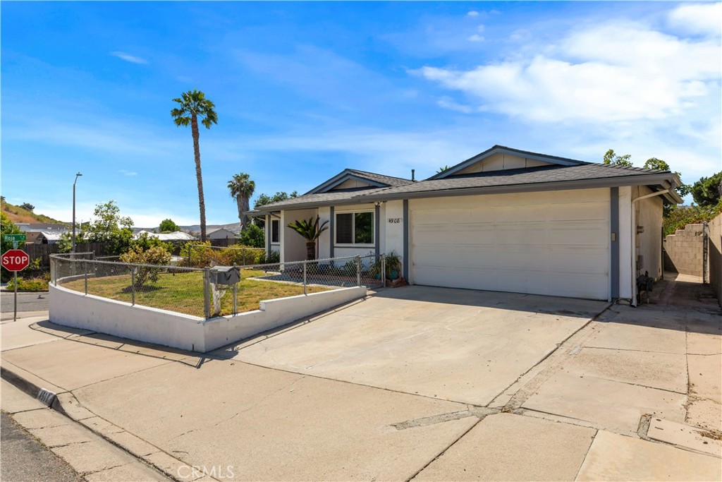 4908 Concho Place Oceanside, CA 92057 - Photo 3 of 32