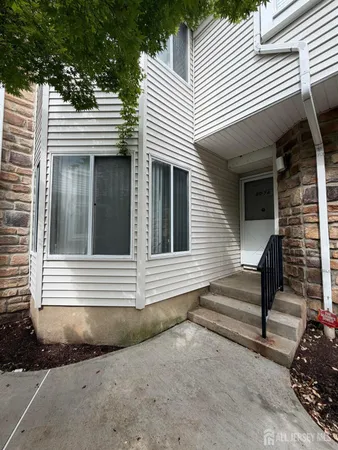 $2,800 | 1034 Schmidt Lane, North Brunswick, NJ 08902